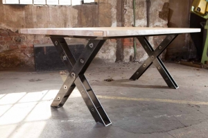 Ocelový jídelní stůl Double X Frame