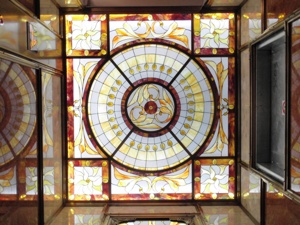 vitraz-okno-strop